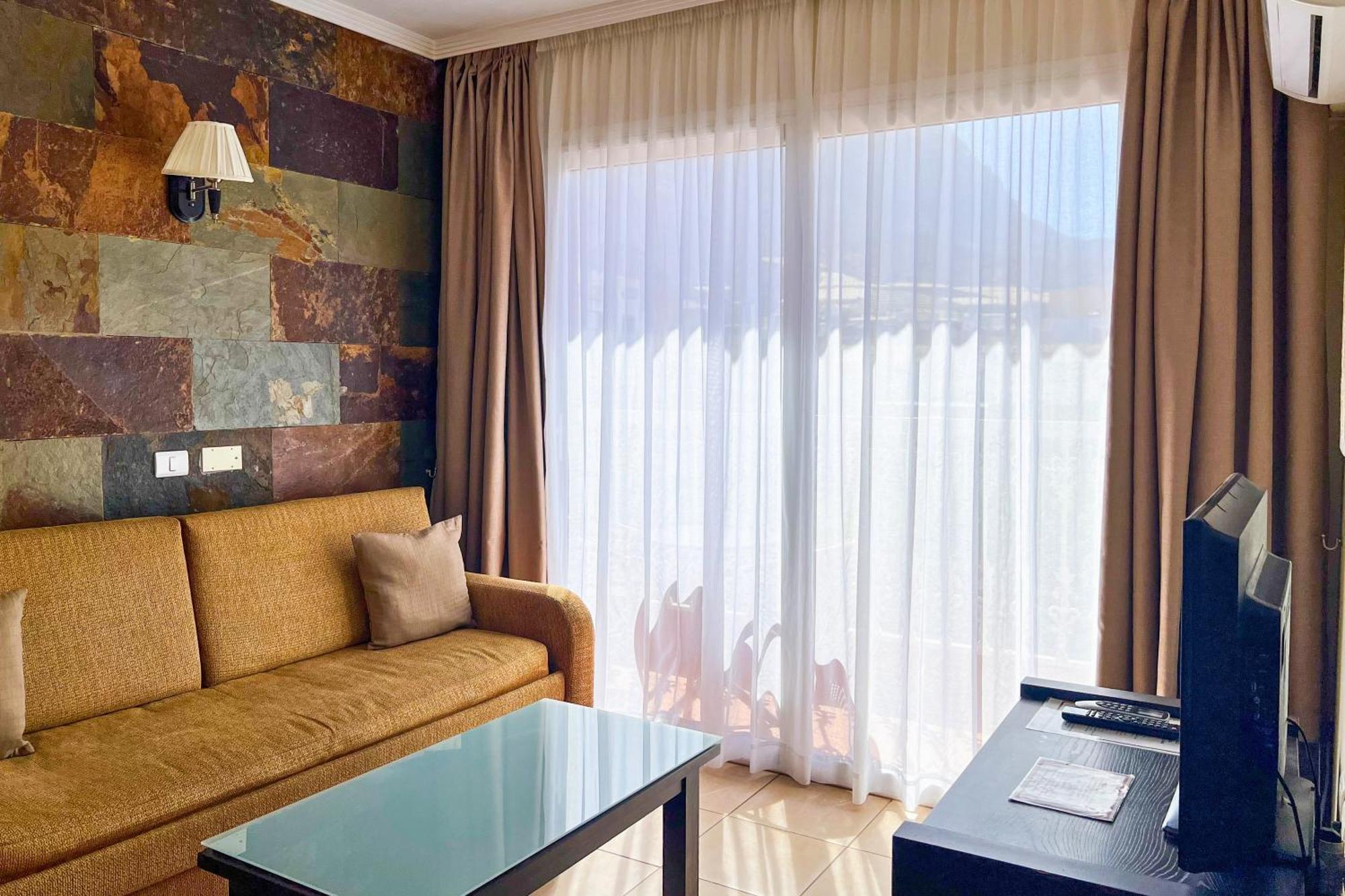 Hotel La Aldea Suites San Nicolas ภายนอก รูปภาพ