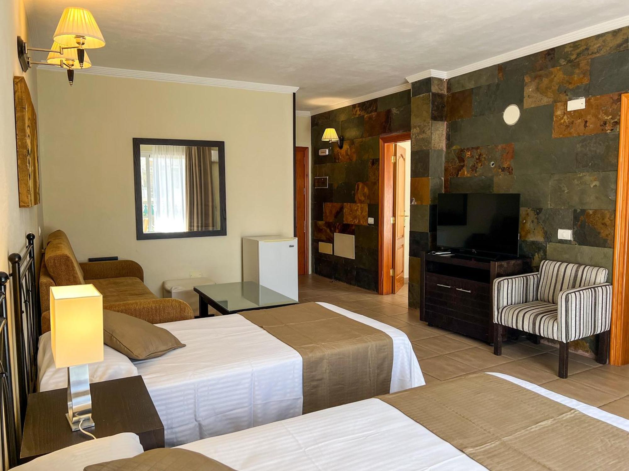 Hotel La Aldea Suites San Nicolas ภายนอก รูปภาพ