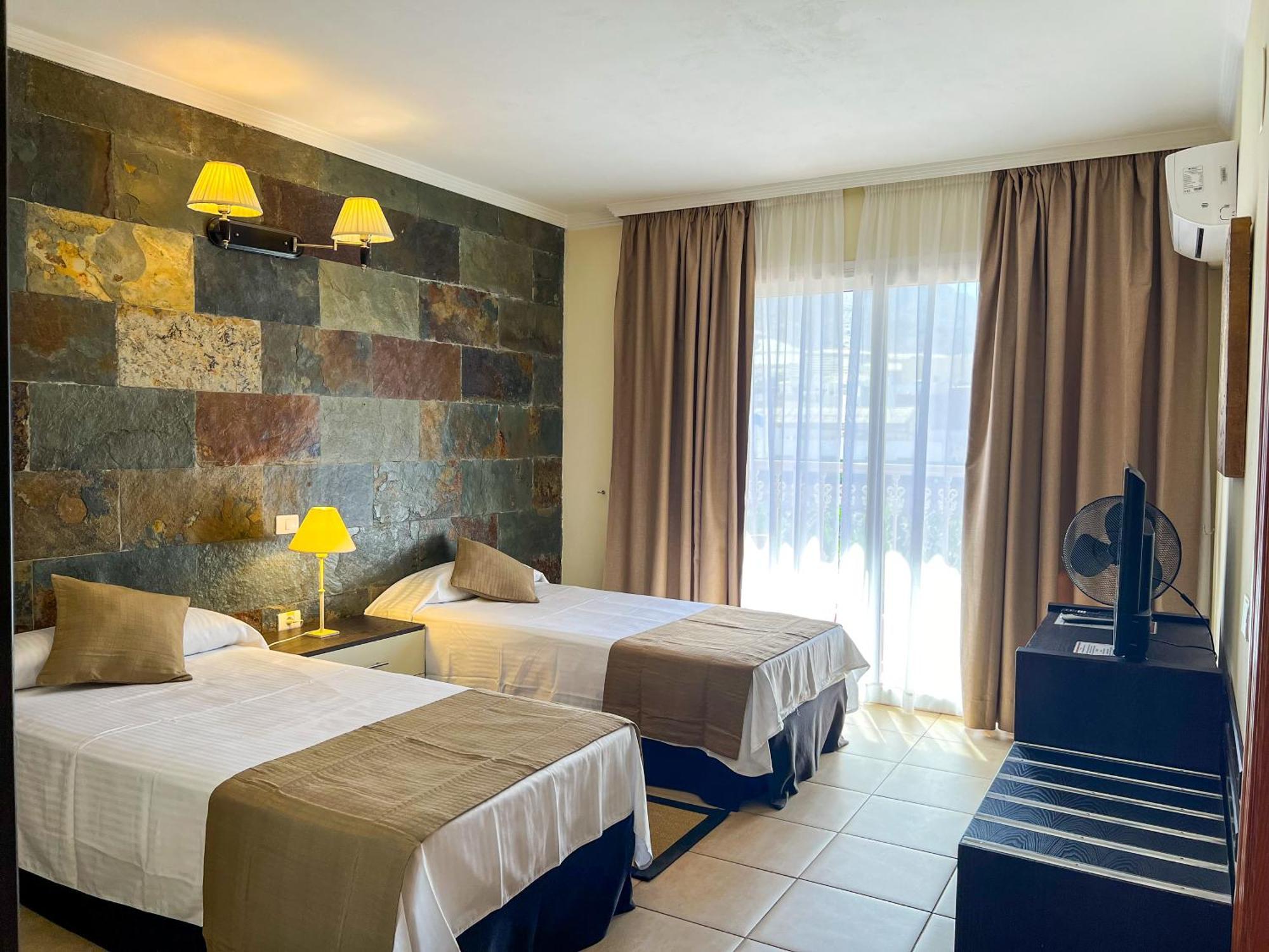 Hotel La Aldea Suites San Nicolas ภายนอก รูปภาพ