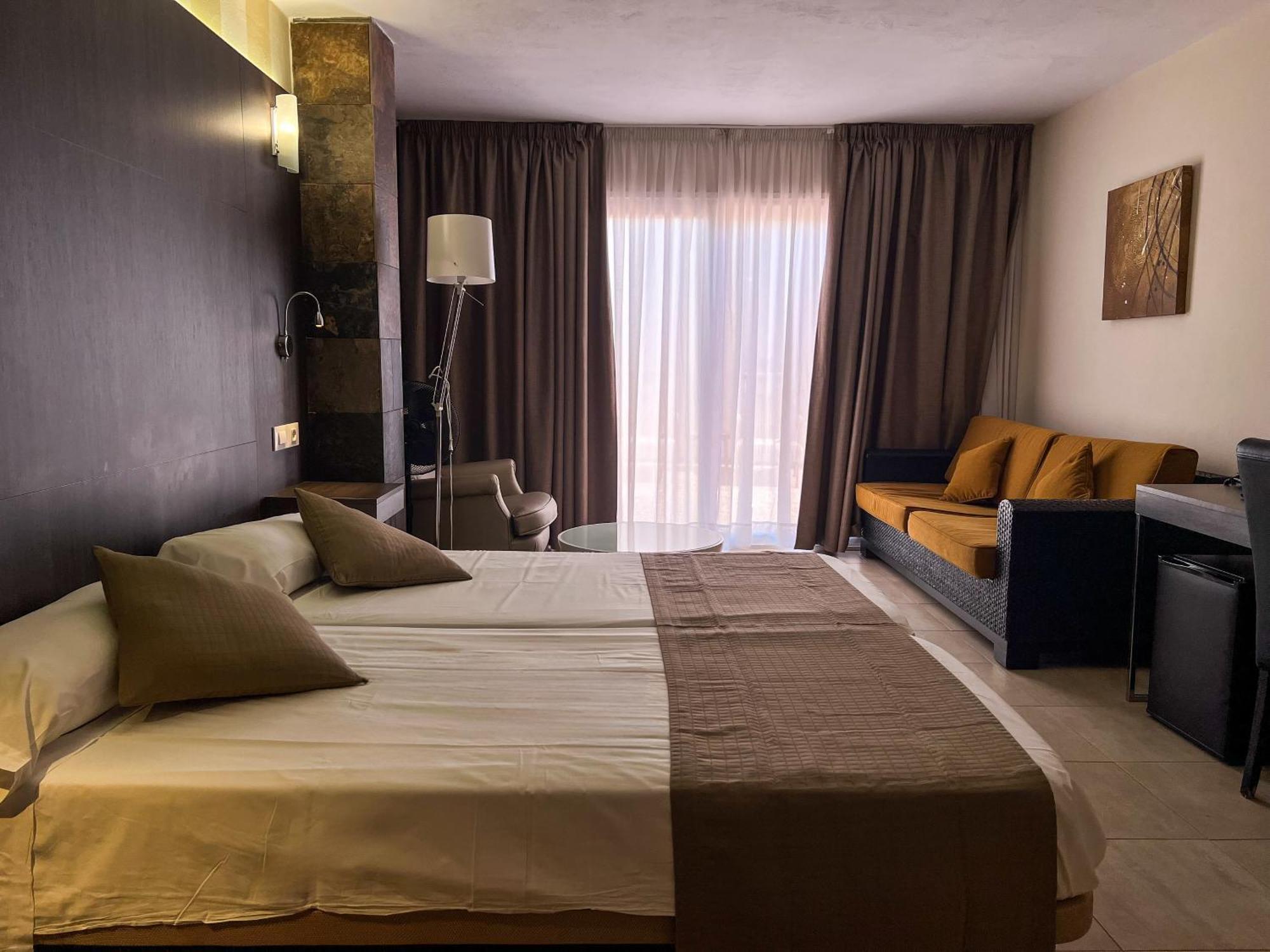 Hotel La Aldea Suites San Nicolas ภายนอก รูปภาพ
