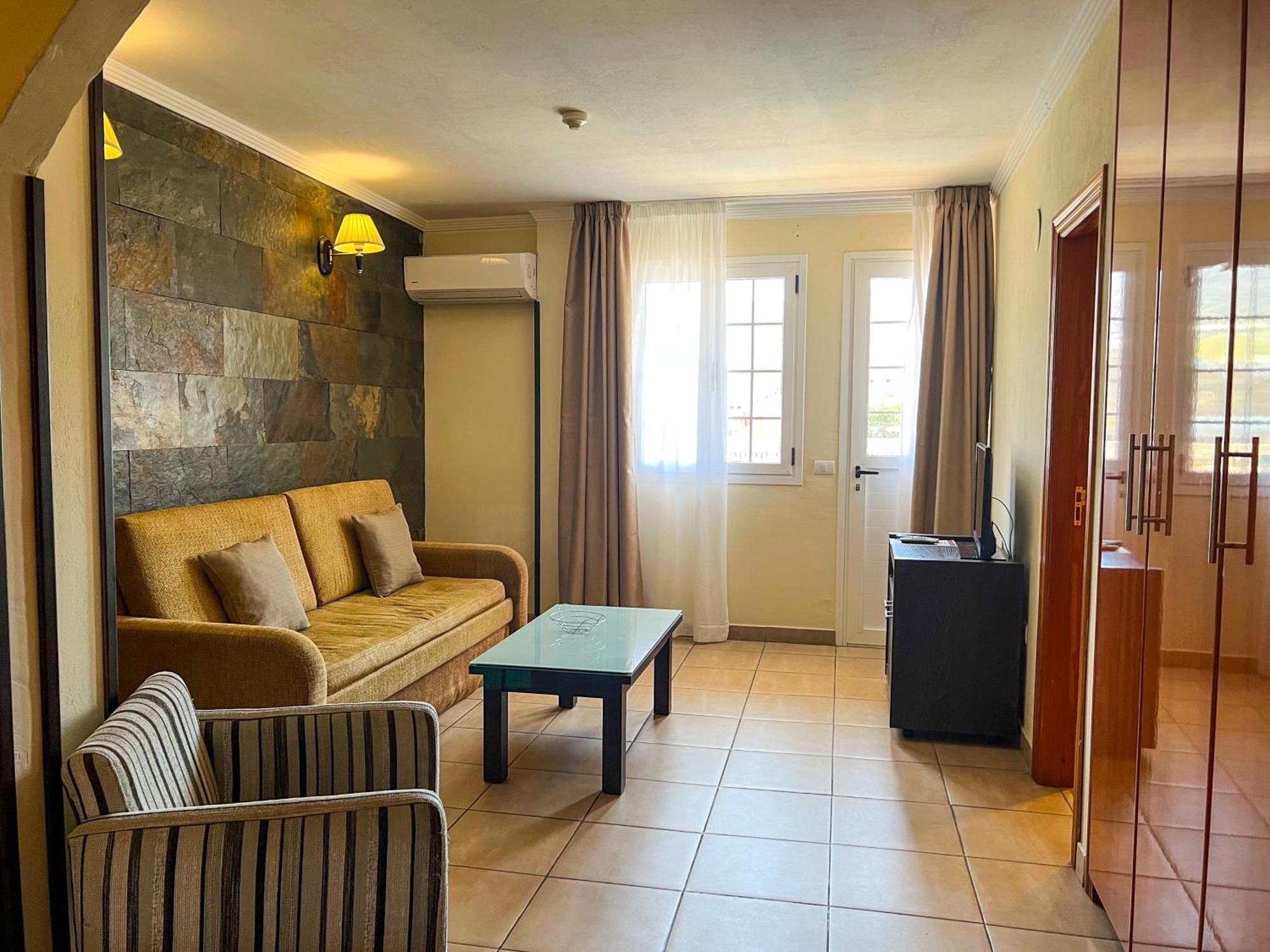 Hotel La Aldea Suites San Nicolas ภายนอก รูปภาพ
