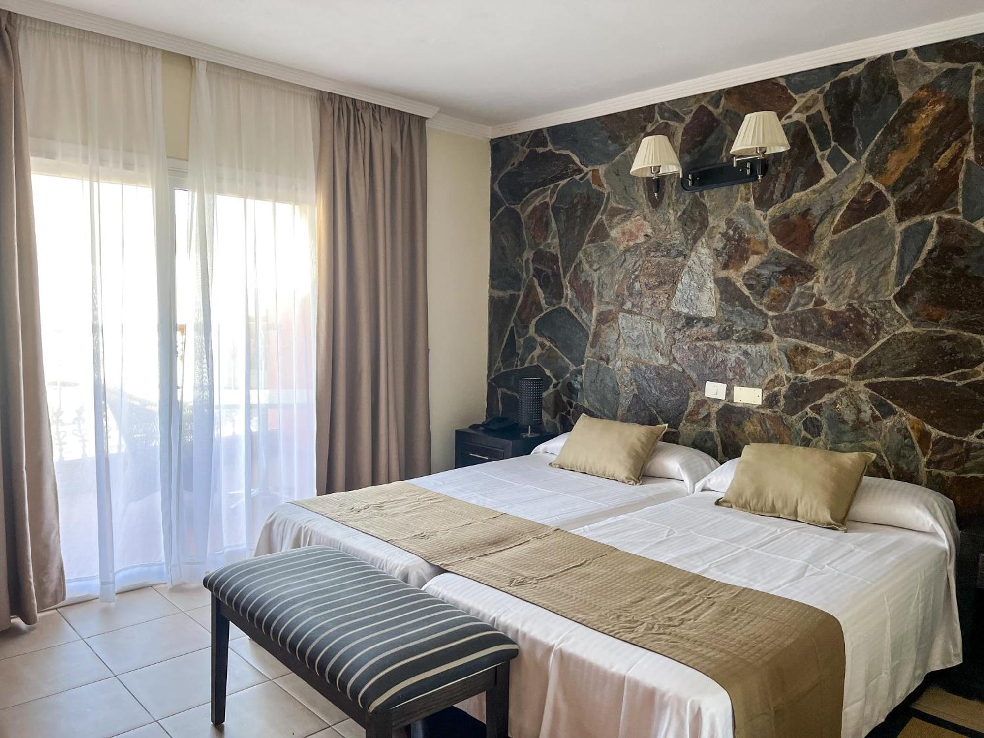 Hotel La Aldea Suites San Nicolas ภายนอก รูปภาพ